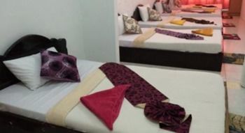 Baray Angkor Guesthouse Phnom Penh Esterno foto